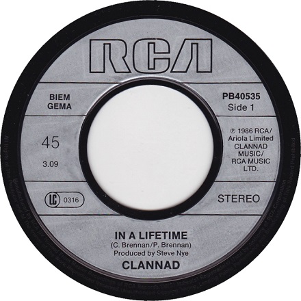 Clannad (featuring U2's Bono Vox) – In A Lifetime (7"si Germany 1986) - Image 3