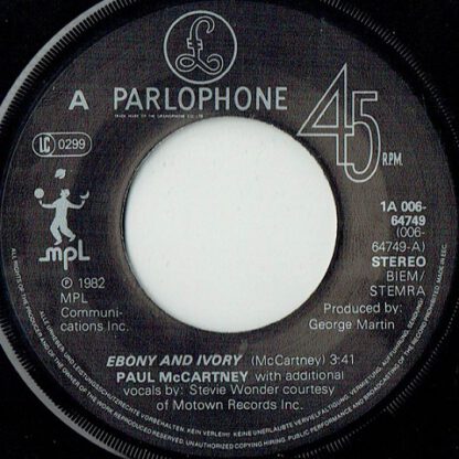 Paul McCartney & Stevie Wonder ‎– Ebony and Ivory (7"si NL 1982) - Image 3