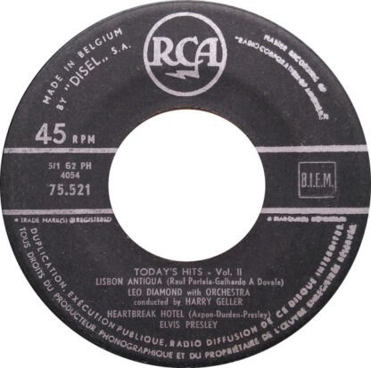 Chet Atkins / Perry Como / Leo Diamond / Elvis Presley ‎– Today's Hits Volume II (7"EP B-NL 1956) EXTREMELY RARE!! The VERY first EP EVER featuring Elvis Presley!! - Image 3