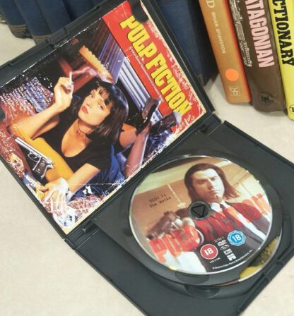 Pulp Fiction - 2 Disc Collector's Edition (2DVD UK 1994) Quentin Tarantino starring Uma Thurman / John Travolta / Samuel L. Jackson nm/mint! - Image 3