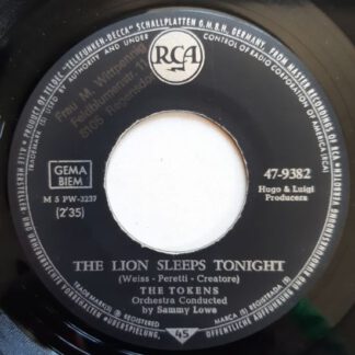 The Tokens - The Lion Sleeps Tonight (7"si Germany 1961) nm